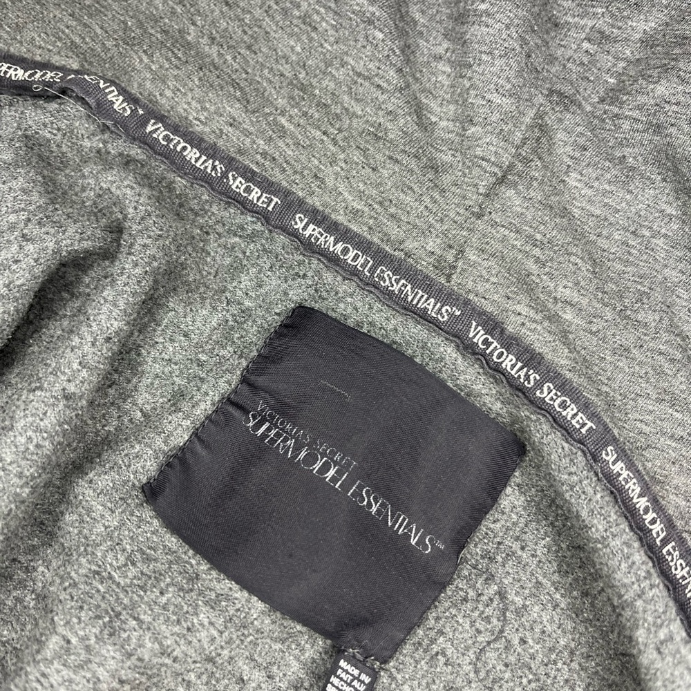 Vintage Victoria's Secret angel runway essentials zip  Hoodie - Picture 3 of 6